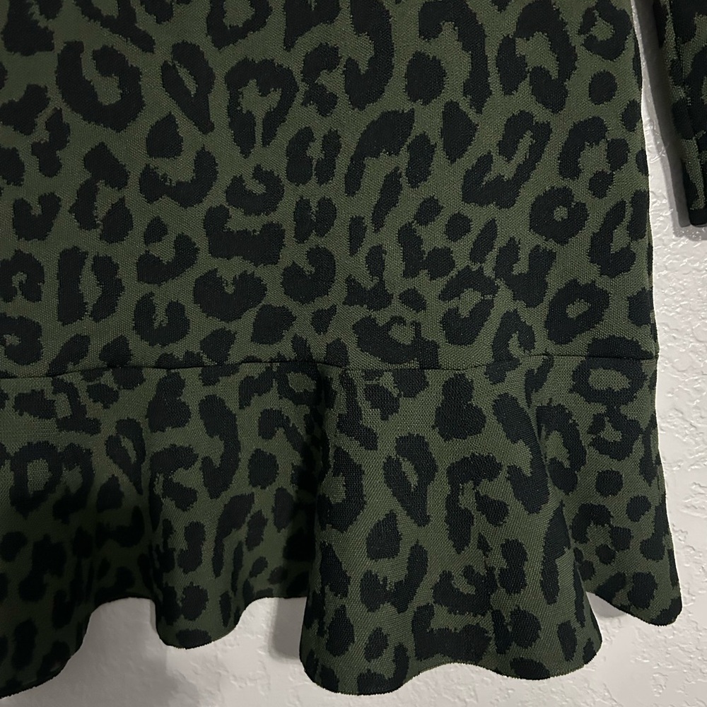 AQUA Women's Green Black Jacquard Leopard Bodycon Dress Size Medium NWT - Picture 8 of 10
